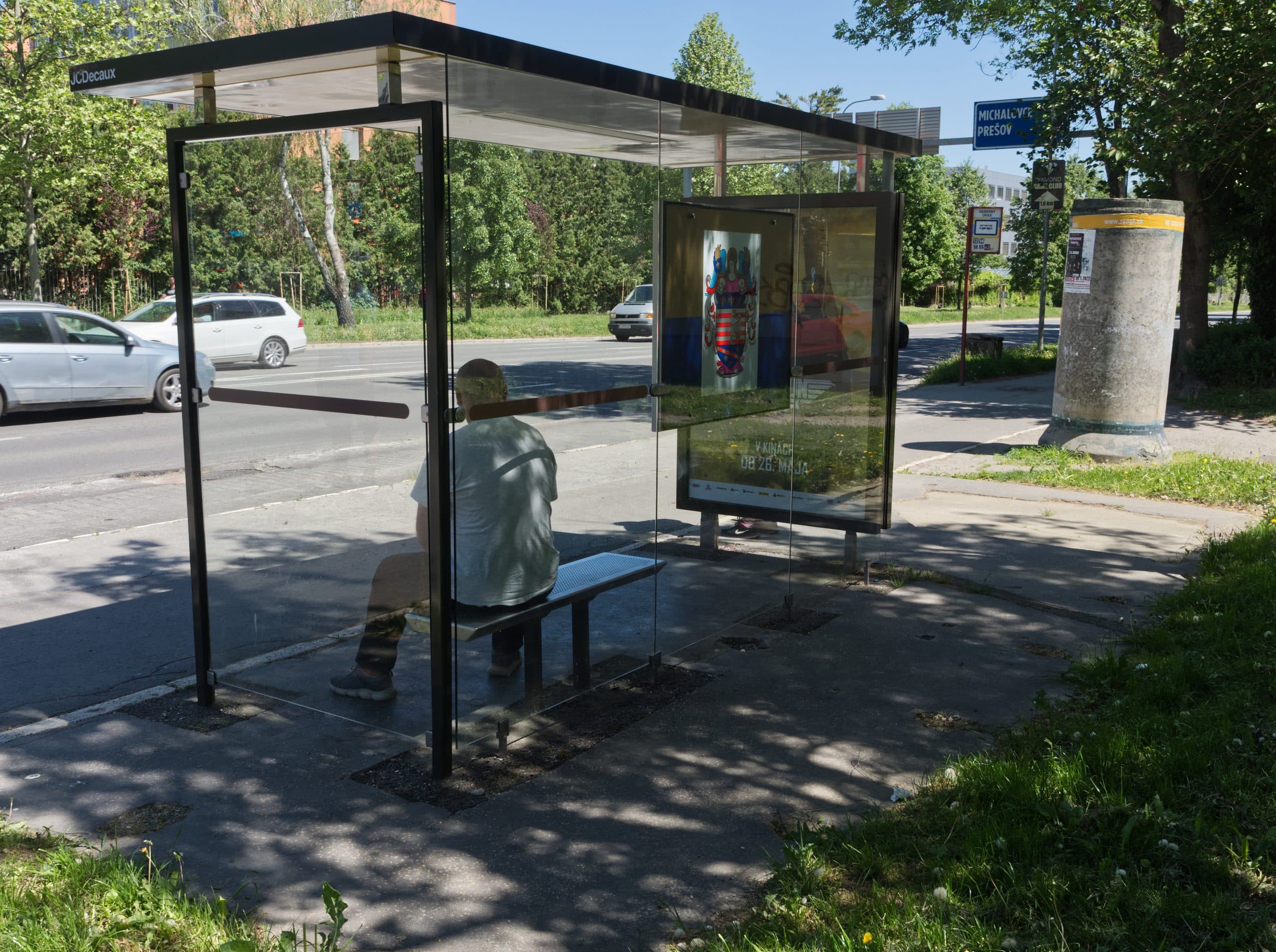 Investujeme do ciest, opravujeme zastávky MHD