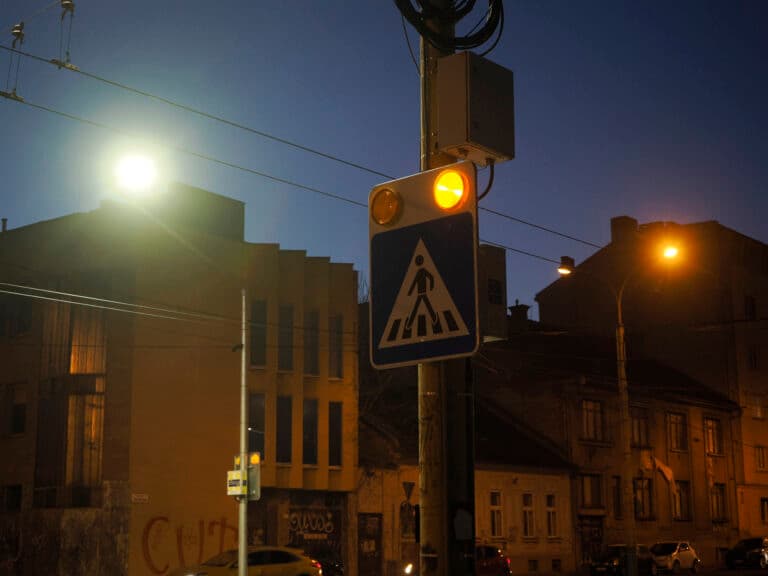 Budujeme bezpečnejšie priechody pre chodcov