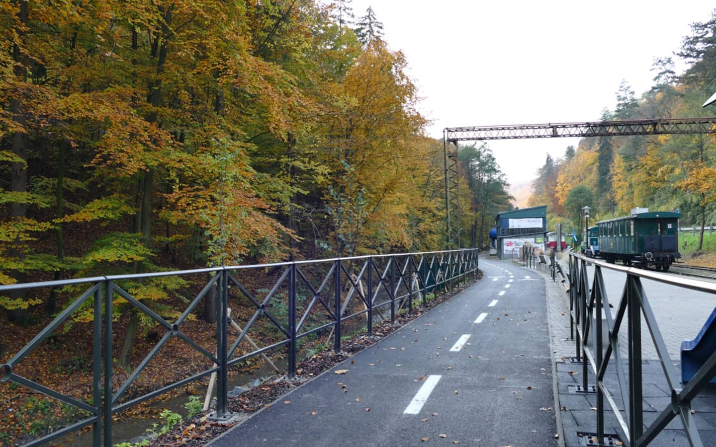 Výstavba cyklistického chodníka Čermeľská cesta III. etapa